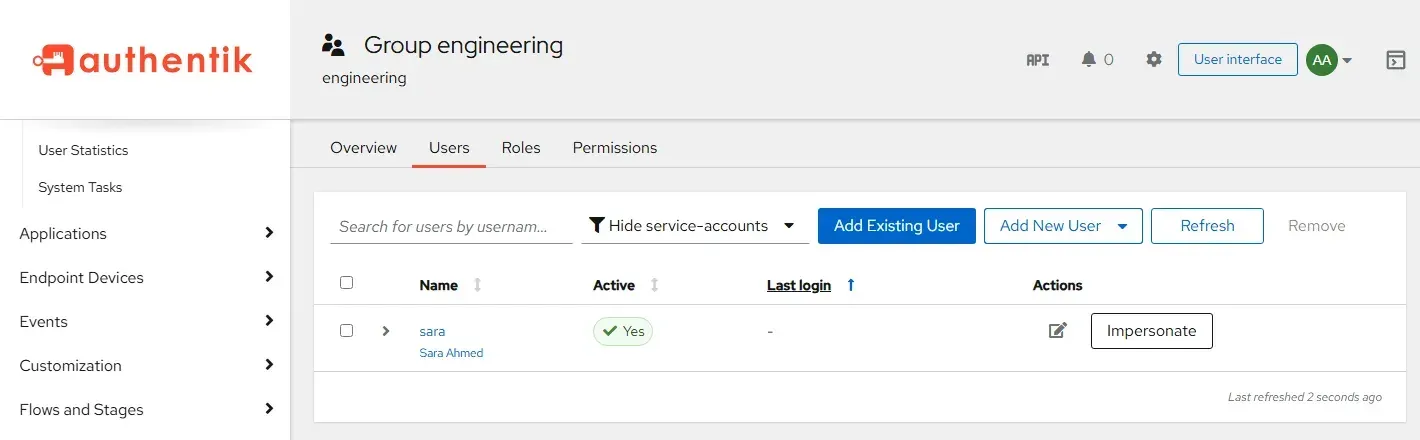 صفحة مجموعة engineering وفيها المستخدم sara في تبويب Users