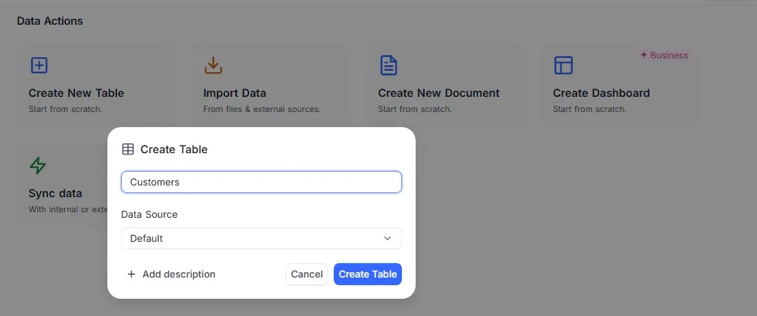 نافذة Create Table داخل قاعدة CRM مع خيارات إنشاء جدول أو استيراد بيانات