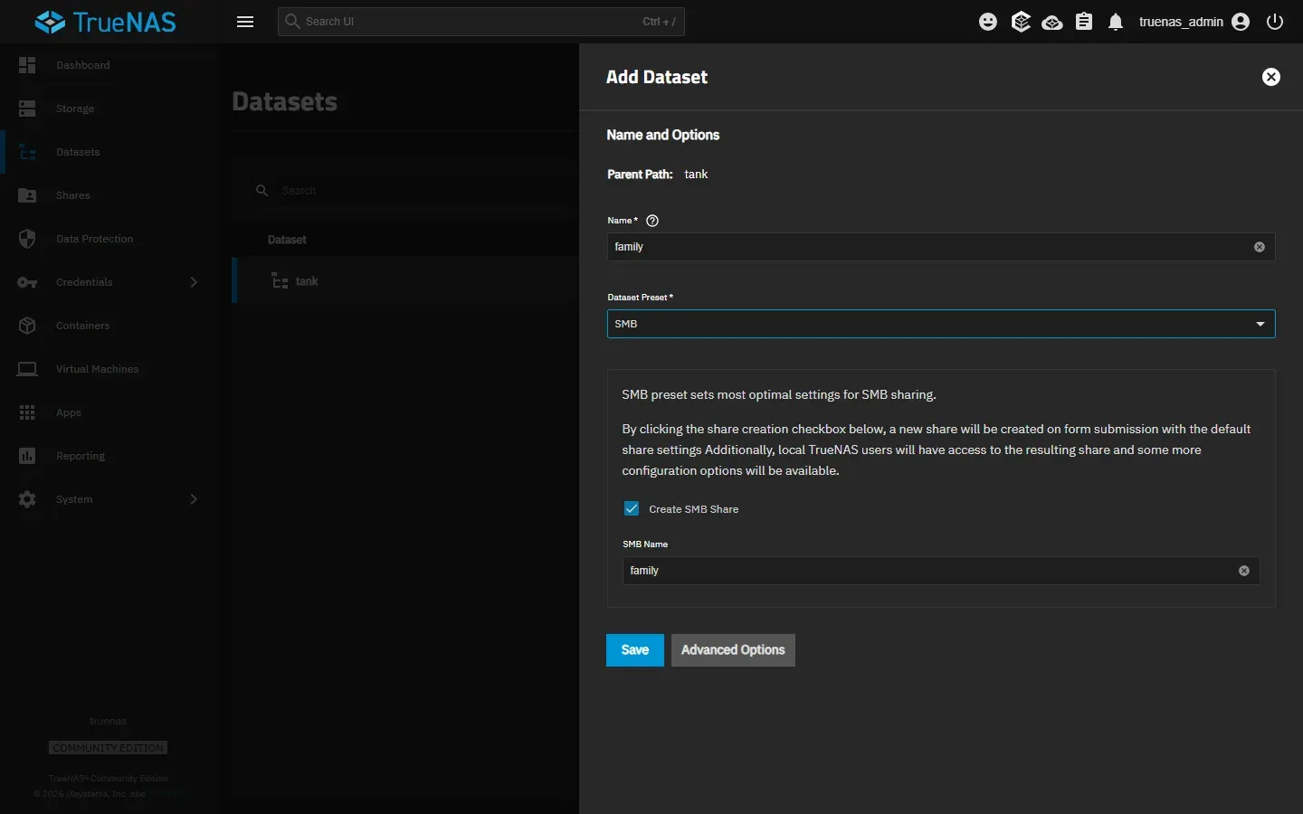 نافذة Add Dataset: Parent Path: tank، والاسم family، وDataset Preset بقيمة SMB، ونص يقول إن هذا الإعداد يضبط الخصائص المناسبة لمشاركة SMB، وخيار Create SMB Share مفعل وSMB Name بقيمة family
